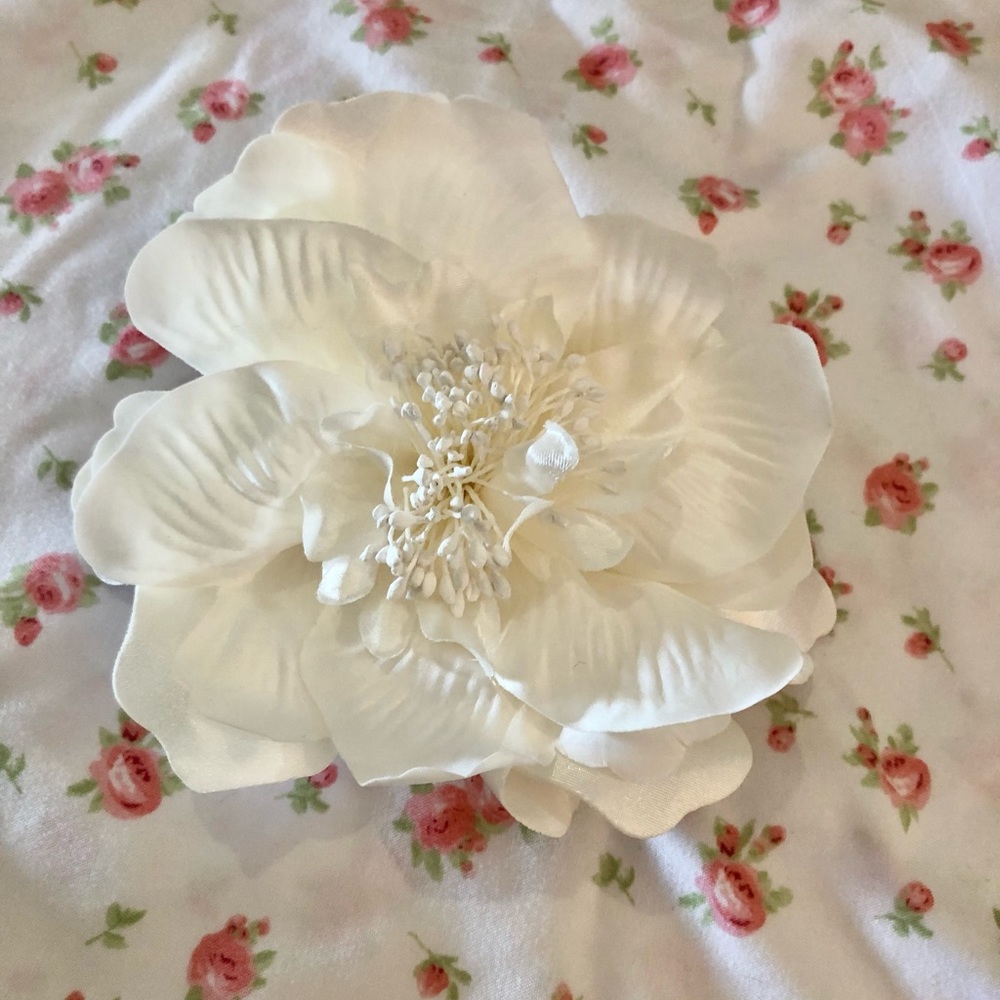 New - never worn bridal hair flower.